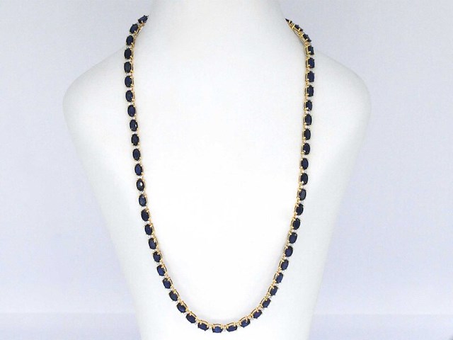 Geelgouden collier met diamanten en saffier - afbeelding 2 van  9