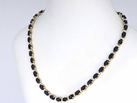 Geelgouden collier met diamanten en saffier - afbeelding 3 van  9