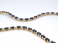 Geelgouden collier met diamanten en saffier - afbeelding 6 van  9