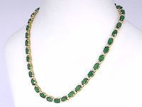 Geelgouden collier met diamanten en smaragd - afbeelding 3 van  5