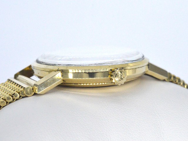 Geelgouden horloge met milanese band van het merk omega - afbeelding 12 van  12