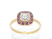 Geelgouden ring met diamanten en robijn