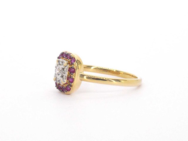 Geelgouden ring met diamanten en robijn - afbeelding 6 van  10