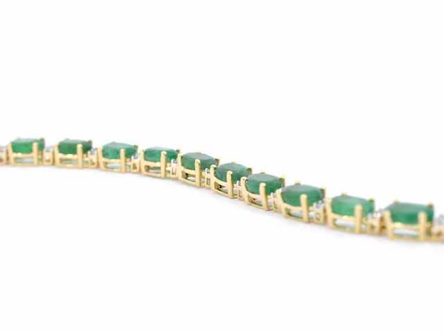 Geelgouden tennisarmband diamant smaragd - afbeelding 5 van  8