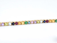 Geelgouden tennisarmband met multi colour edelstenen - afbeelding 8 van  9