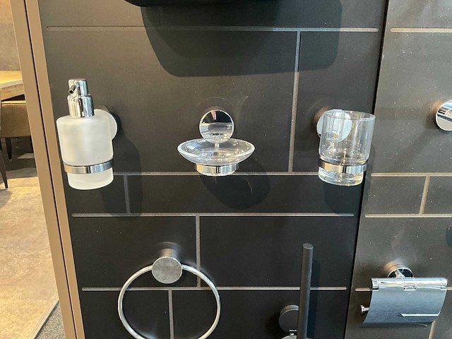 Geesa - opal - toilet- en badaccessoires - afbeelding 4 van  6