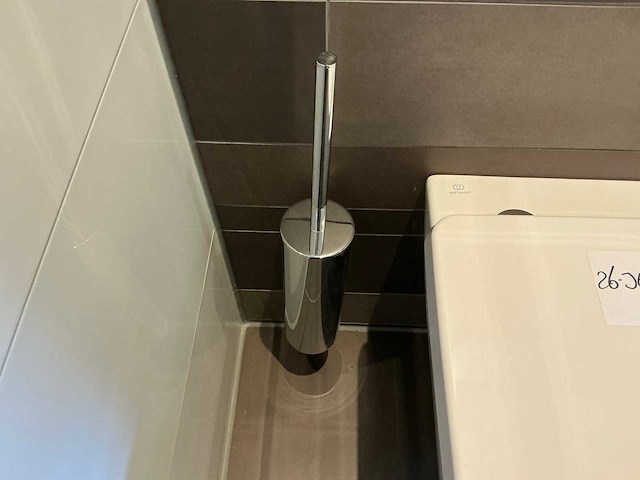 Geesa - toiletborstel en toiletrolhouder - afbeelding 2 van  5