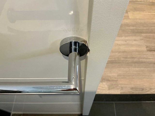 Geesa - toiletrolhouder - afbeelding 3 van  5
