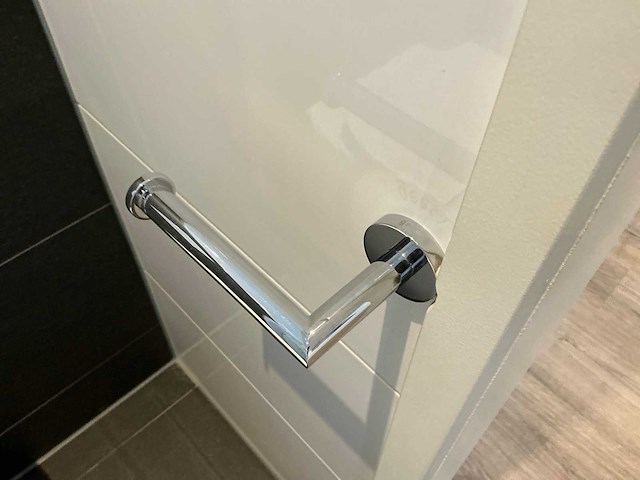 Geesa - toiletrolhouder - afbeelding 4 van  5