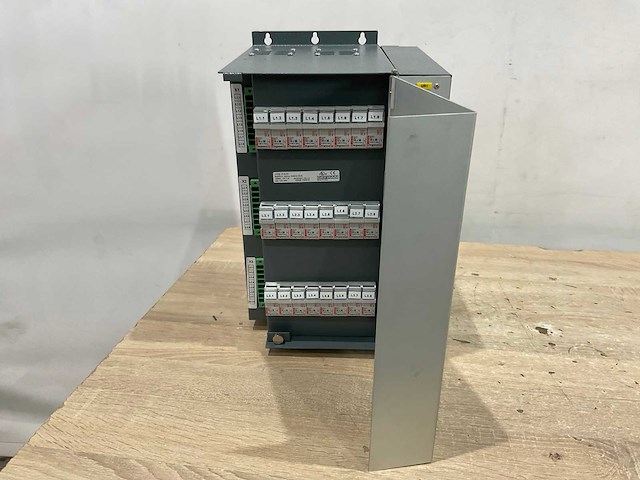 Gefran mecanoplastics iberica elektrisch onderdeel - afbeelding 2 van  5