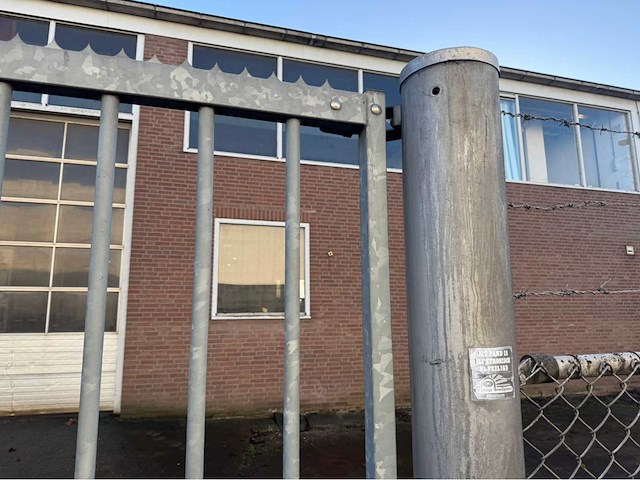 Gegalvaniseerd hekwerk (5,80x2,00 mtr) - afbeelding 7 van  12