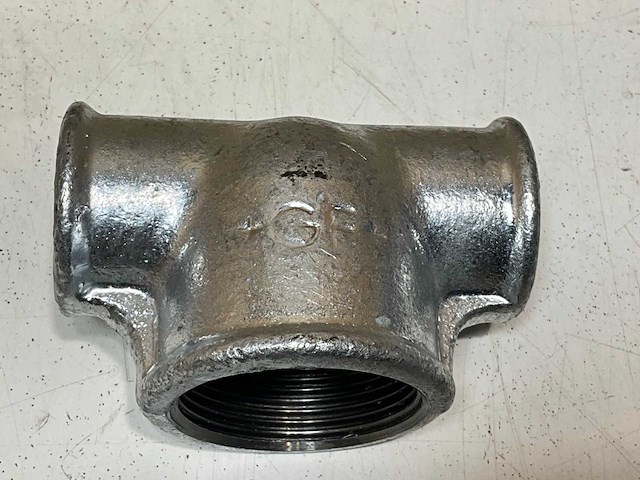 Gegalvaniseerd t-stuk 1,5x1x1 (24x) - afbeelding 2 van  4