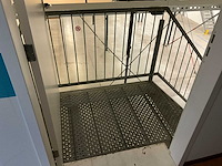 Gegalvaniseerd trap met bordes - afbeelding 6 van  6