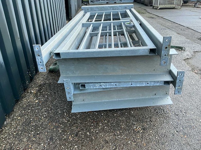 Gegalvaniseerde deuren (5x) - afbeelding 5 van  7