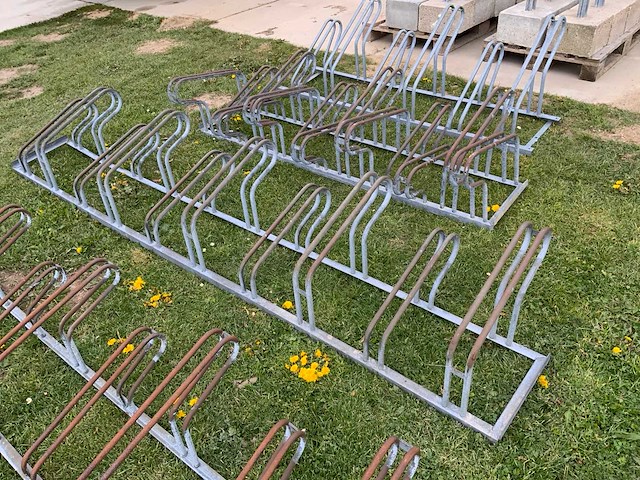 Gegalvaniseerde fietsenrek (4x) - afbeelding 1 van  2