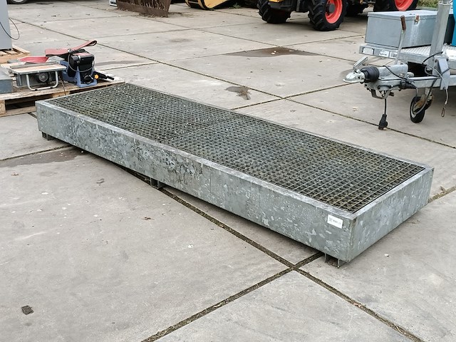 Gegalvaniseerde lekbak - afbeelding 1 van  4