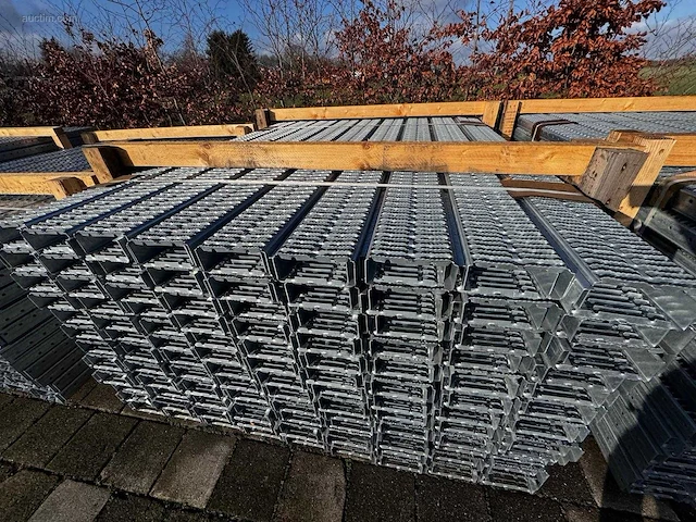 Gegalvaniseerde stalen vloerplaten niet van... - afbeelding 1 van  6