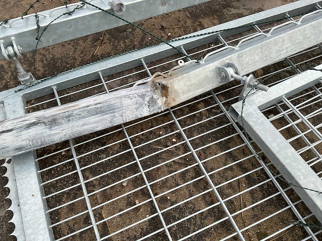 Gegalvaniseerde toegangspoort - afbeelding 3 van  4