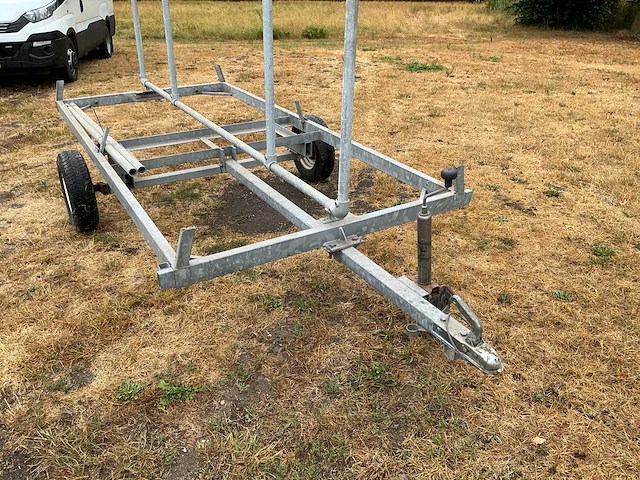 Gegalvaniseerde transportwagen / reclamewagen met buizenframe - afbeelding 3 van  9