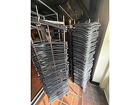 Geglvaniseerde garderobe inclusief kledinghangers (3x) - afbeelding 4 van  7