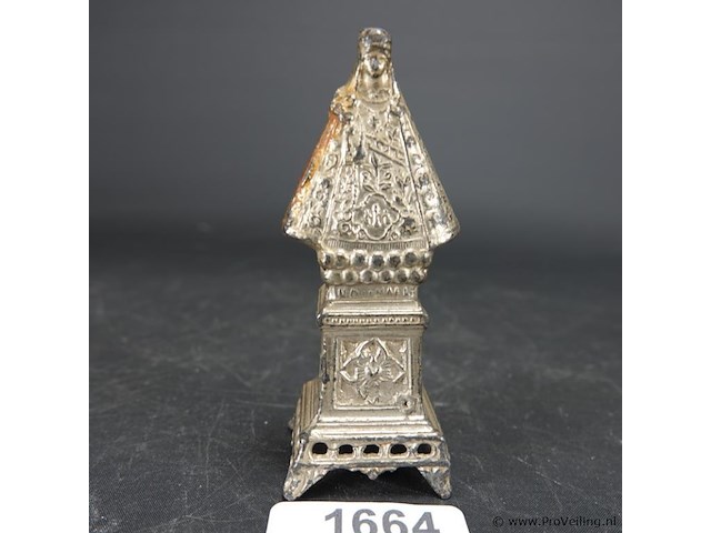 Gegoten religieus beeld - afbeelding 1 van  3