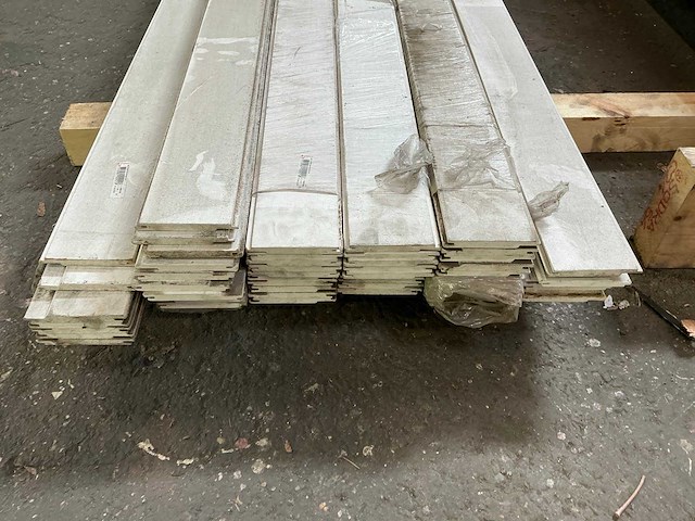 Gegrond sponningschoot 10x95x2600 mm (57x) - afbeelding 3 van  3