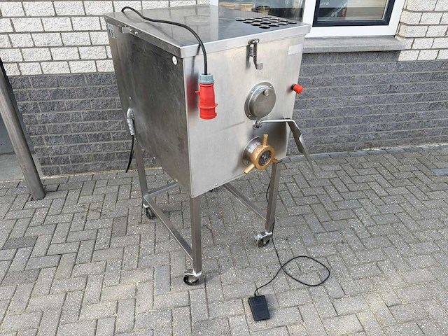 Gehaktmolen - mixer grinder - vleeswolf - afbeelding 1 van  3