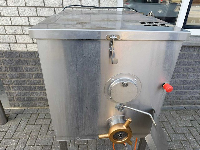 Gehaktmolen - mixer grinder - vleeswolf - afbeelding 2 van  4