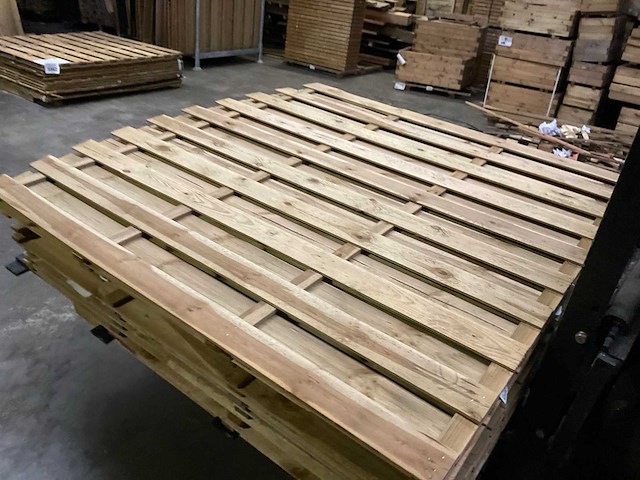 Geïmpregneerd vuren tuinscherm toog 180x180 cm (10x) - afbeelding 1 van  10