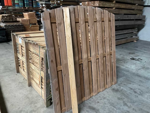 Geïmpregneerd vuren tuinscherm toog 180x180 cm (28x) - afbeelding 1 van  7