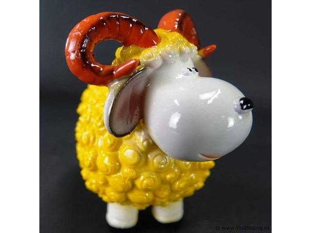 Geinig schaap - afbeelding 4 van  5
