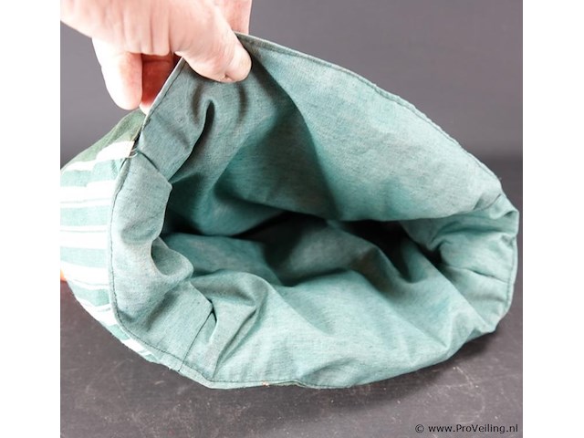 Geinige stoffen theemuts - afbeelding 5 van  5