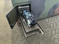 Geïsoleerd legercontainer met diesel standkachel - afbeelding 23 van  24