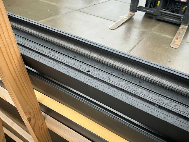 Geïsoleerde deur ongebruikt - afbeelding 9 van  14