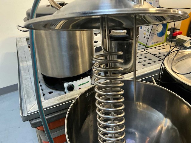 Geisoleerde fermentatie tank 55 liter (2x) - afbeelding 3 van  6