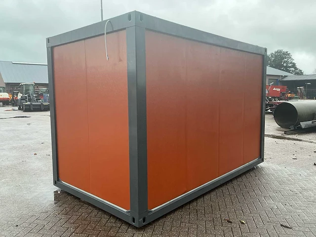 Geïsoleerde kantoorunit / portiersloge – 3,9 × 2,2 m – elektra – panoramabeglazing nieuw - afbeelding 16 van  17