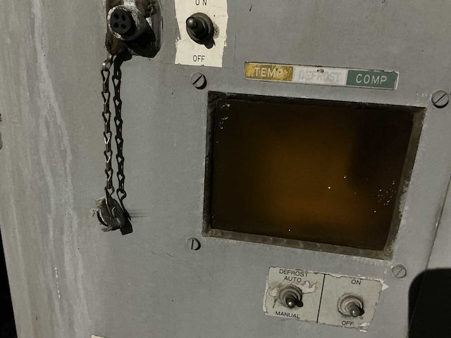 Geïsoleerde zeecontainer - afbeelding 3 van  10