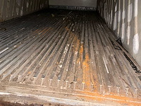 Geïsoleerde zeecontainer - afbeelding 8 van  10