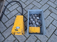 Geka - hydracrop 70/s - pons- en knipmachine - afbeelding 16 van  24