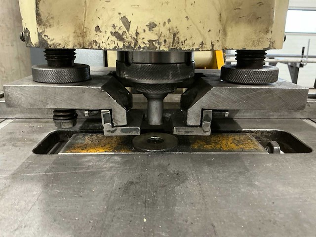 Geka hydracrop 50 s ponsmachine - afbeelding 11 van  28