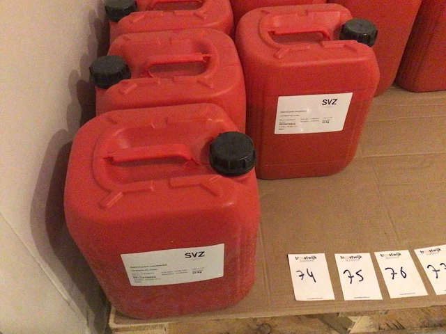 Geklaard abrikozenvruchtensapconcentraat (r=65),diepgevroren 20kg (2x) - afbeelding 1 van  2