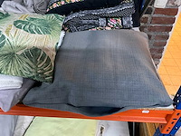 Gekleurde kussens (17x) - afbeelding 5 van  7