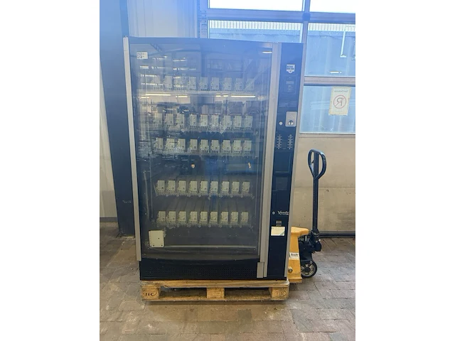 Gekoelde verkoopautomaat, sandenvendo, sve dv9, zwart /donkerblauw /zilvergrijs, 2016, payter betaalterminal | 800 w - afbeelding 1 van  7