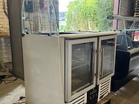 Gekoelde verkoopvitrine, toonbank met gebogen glazen opbouw en 2 glazen draaideuren, ggm gastro - afbeelding 2 van  8