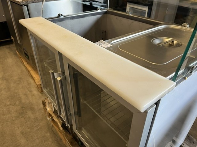Gekoelde verkoopvitrine, toonbank met gebogen glazen opbouw en 2 glazen draaideuren, ggm gastro - afbeelding 7 van  8
