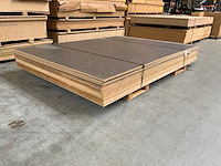Gelamineerd medite mdf 2800x2065x20mm (11x) - afbeelding 1 van  7