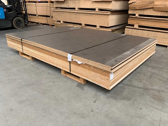 Gelamineerd medite mdf 2800x2065x20mm (11x) - afbeelding 2 van  7