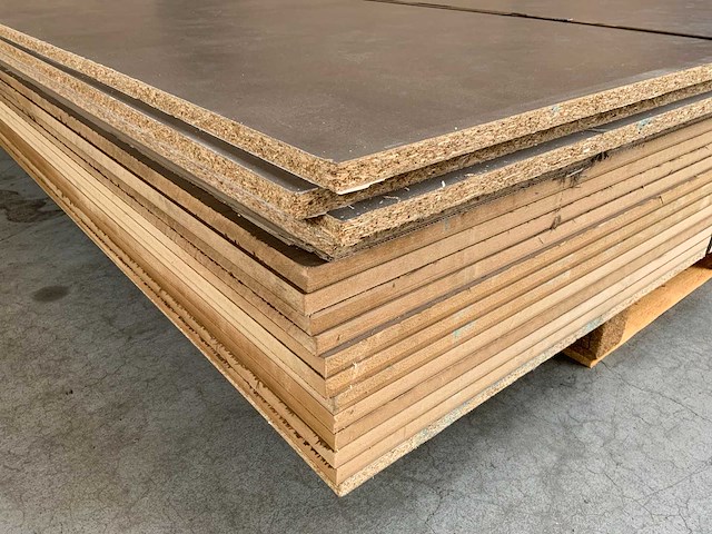 Gelamineerd medite mdf 2800x2065x20mm (11x) - afbeelding 5 van  7