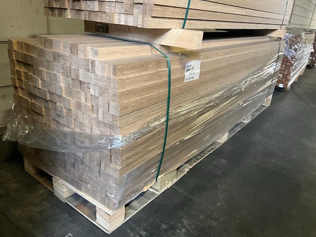 Gelamineerde bamboe balk (300x) - afbeelding 4 van  7