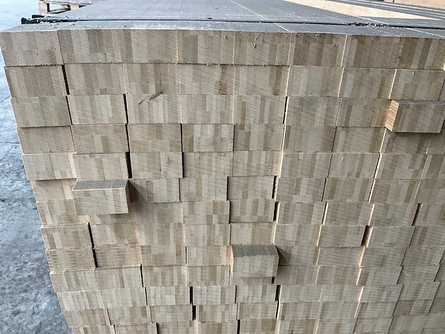 Gelamineerde bamboe lat (702x) - afbeelding 3 van  6